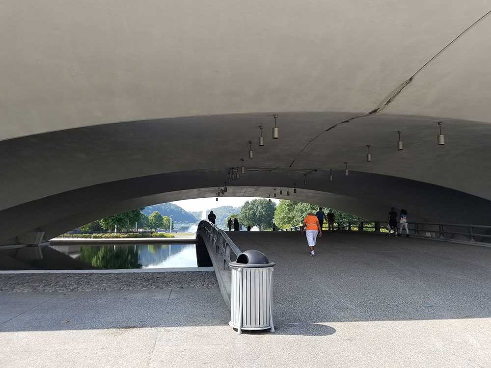 Portal Bridge at Point State Park which connects both sides of Point State Park. Photo by Elizabeth Madison. 