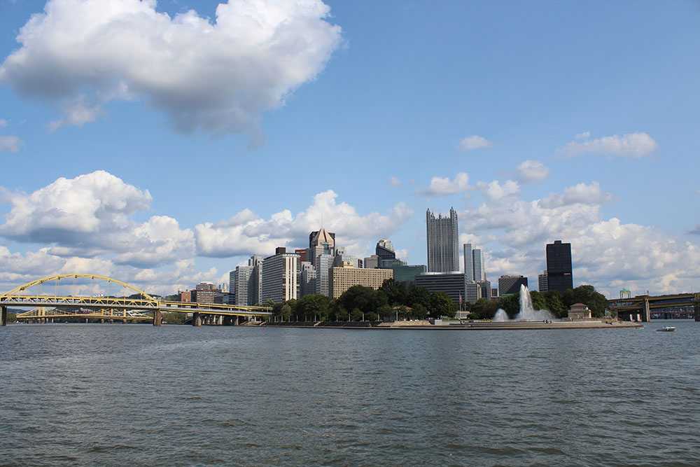 Pittsburgh Skyline from the River Photo by Frankie Bonamo, 2021